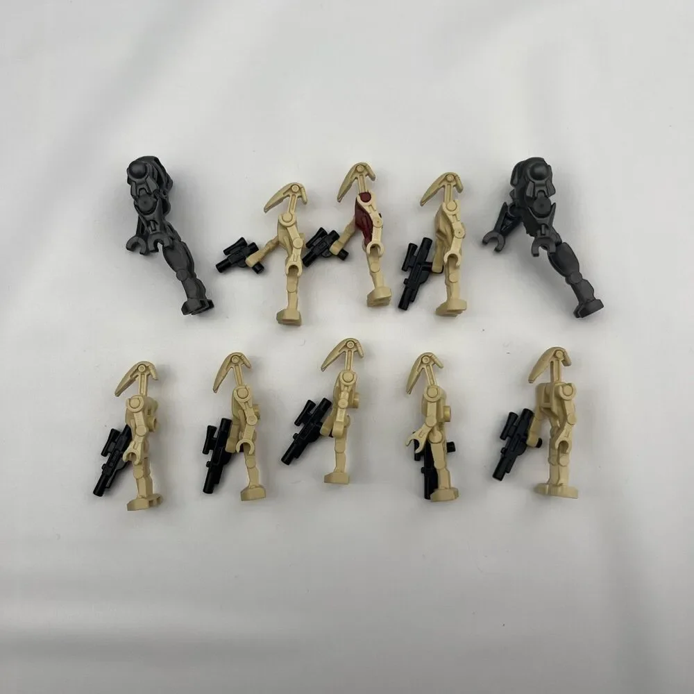Rare LEGO Star Wars Battle Droid Lot of 8 and 2 super battle droids